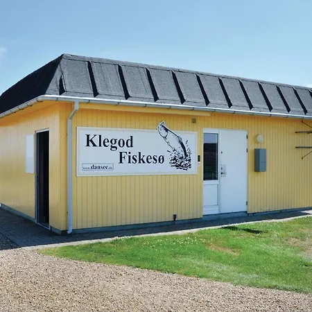 4 Bedroom Pet Friendly In Hvide Sande Holiday home