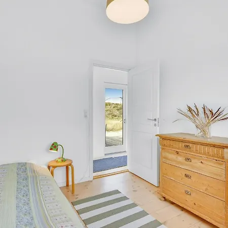 Holiday home 4 Bedroom Pet Friendly In Hvide Sande