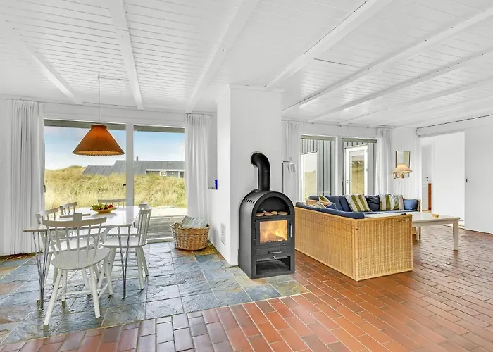 Four-bedroom In Holiday home Ringkobing