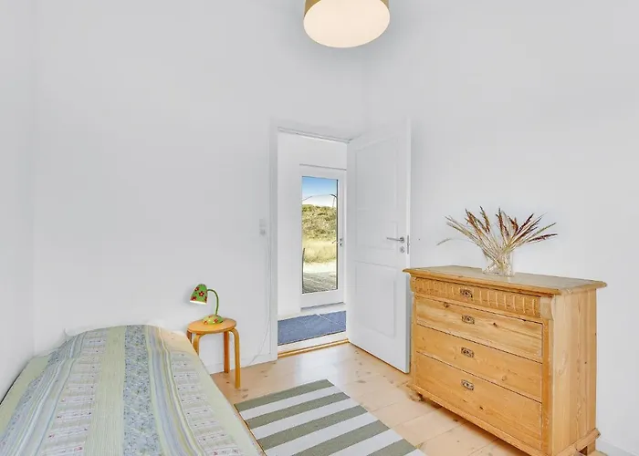 Holiday home Four-bedroom In