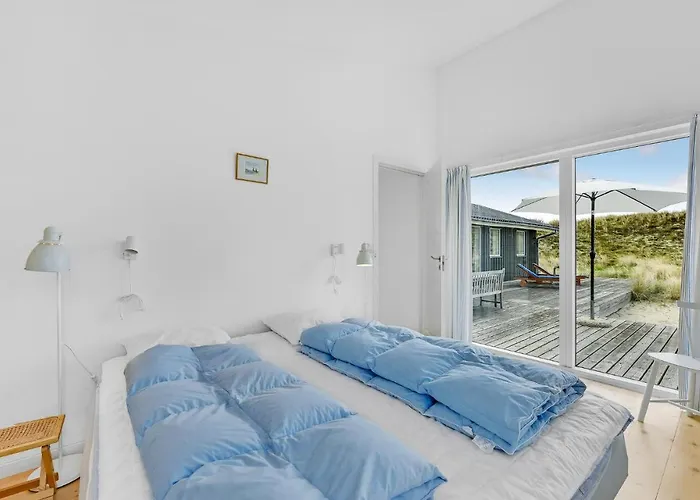 Four-bedroom In Holiday home